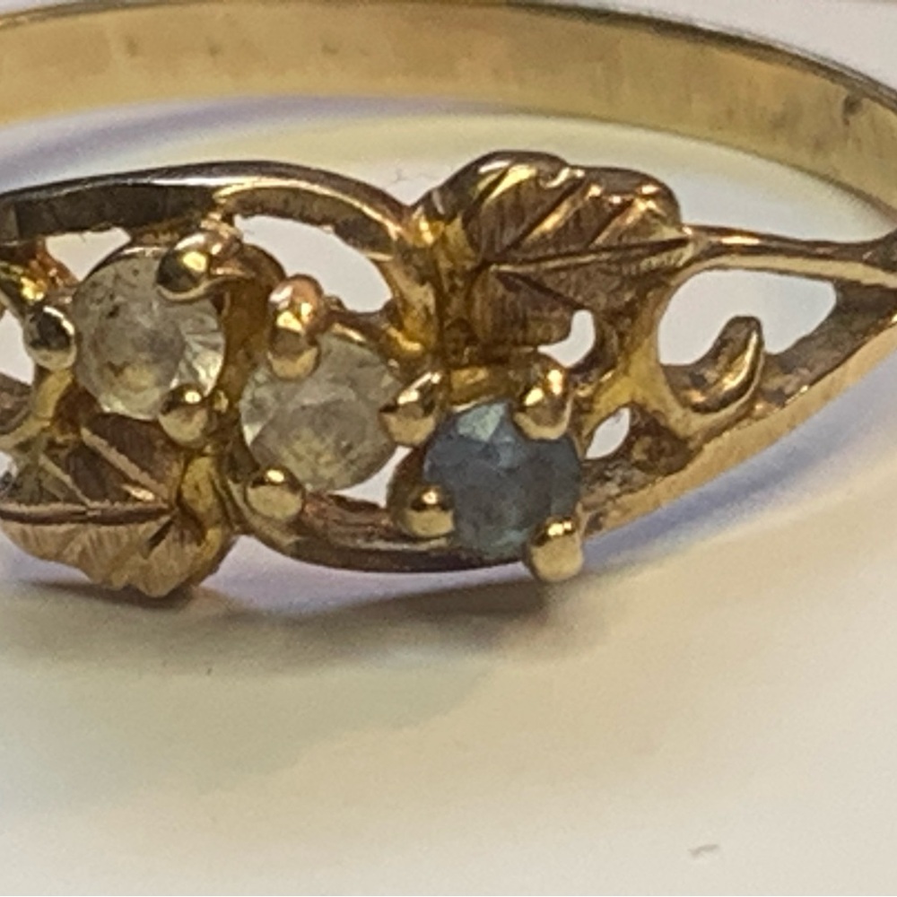 10kt Gold Leaf Ring. 3 stones (2girls 1 boy) representing mothers ring.